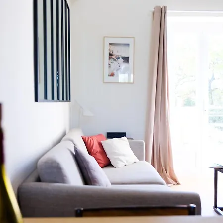 Apartment A Deux Pas De La Plage De Royan Yourhosthelper *