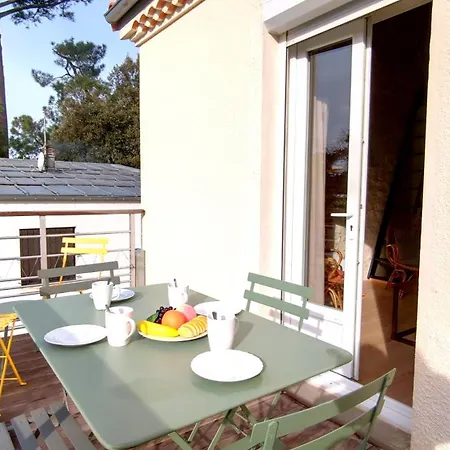 A Deux Pas De La Plage De Royan Yourhosthelper Saint-Georges-de-Didonne