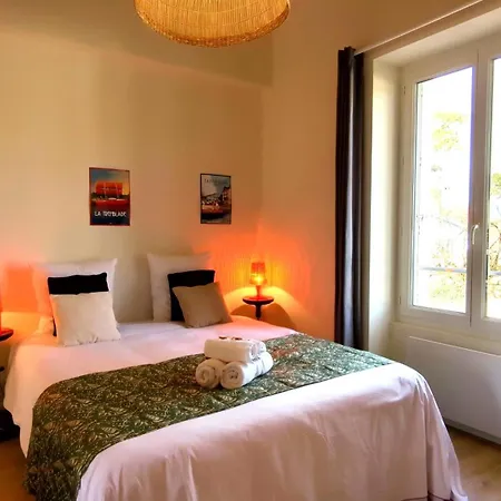 Apartment A Deux Pas De La Plage De Royan Yourhosthelper *