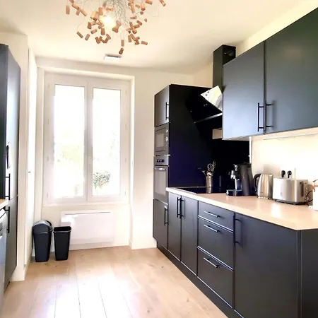 Apartment A Deux Pas De La Plage De Royan Yourhosthelper *